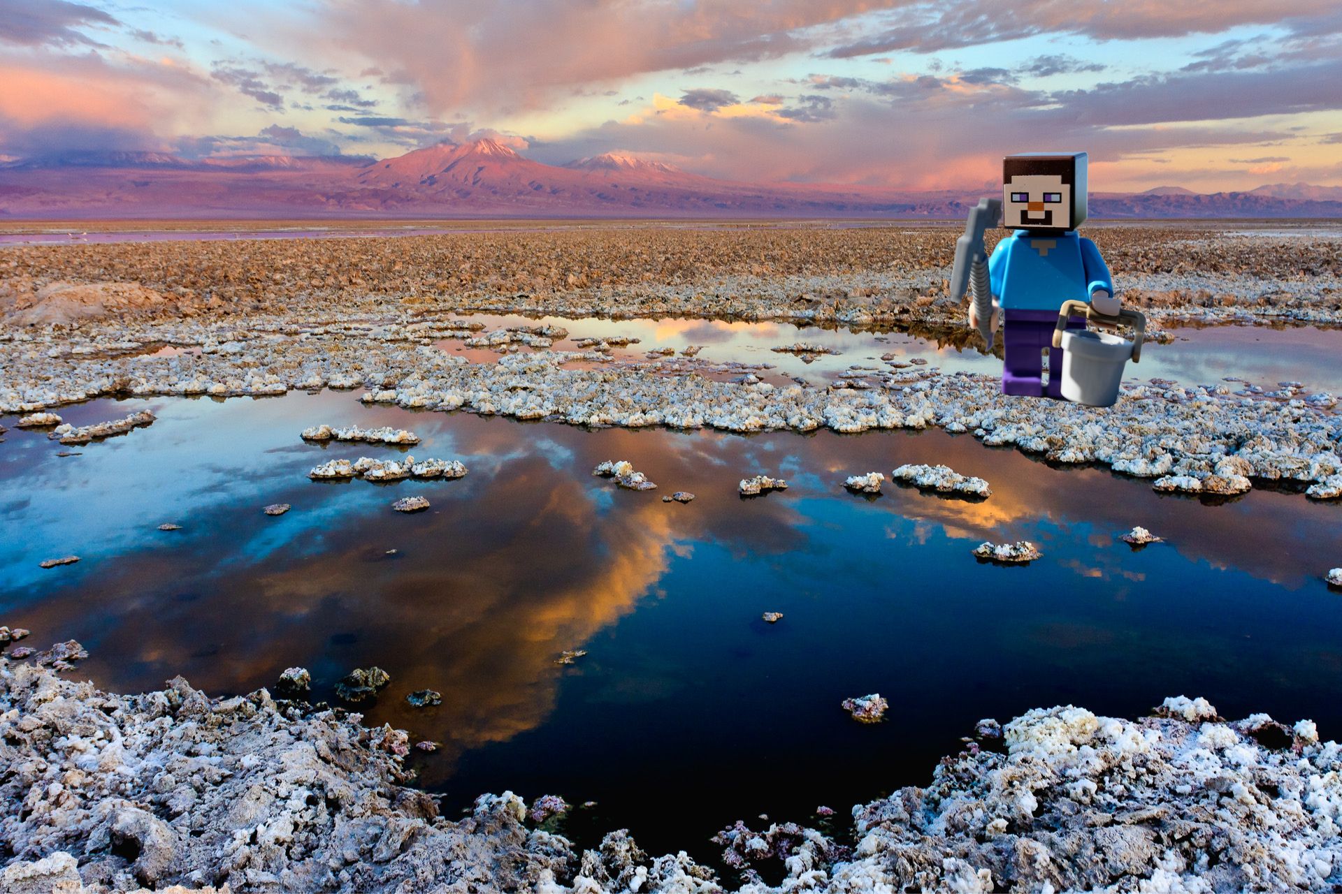 Atacama-Wüste mit Salz, Wasser und farblichen Horizont