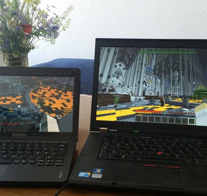 Laptops mit Minecraft/Minetest