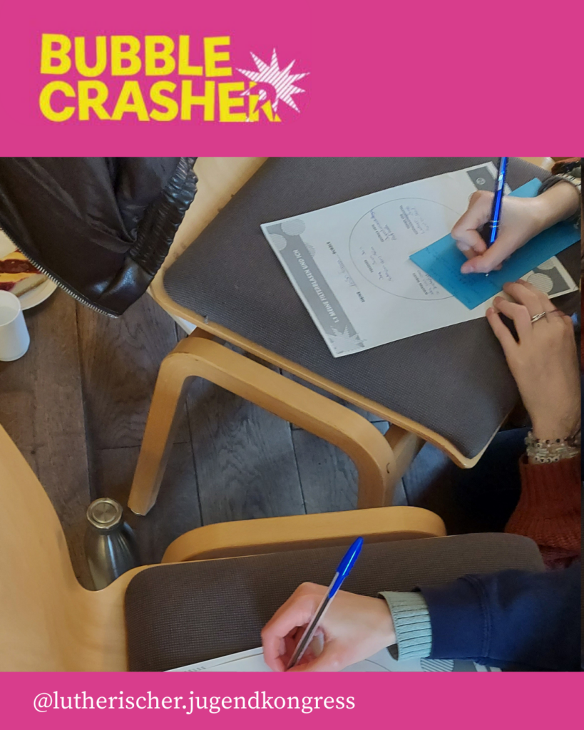 Jugendliche füllen Filterblasen aus -Bubble Crasher für den Jugendkongress der SELK